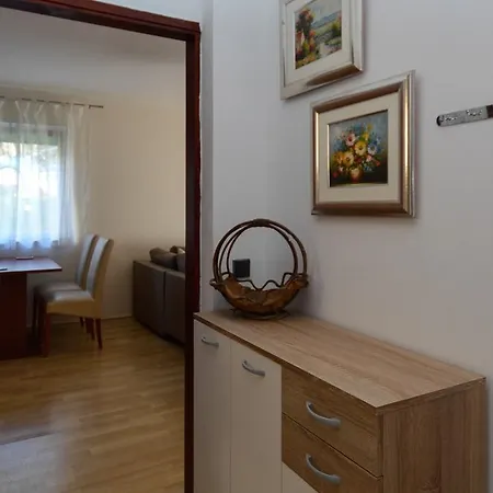 One-bedroom In Pula/istrien 17442 Apartment